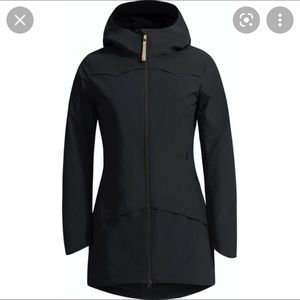 Indygena (now Indyeva) Choiva Rain Jacket - excellent condition